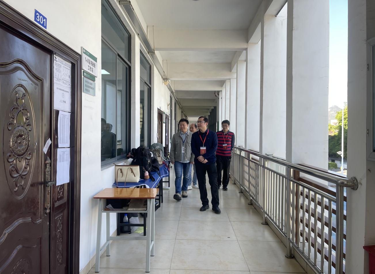 44dface4c62e42eb085e717e4e25614a