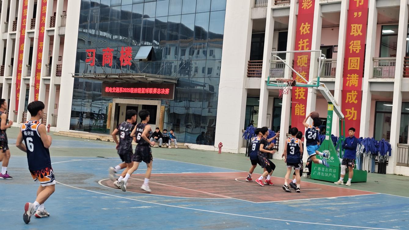 27470EF1297D76A5A3F75896EE9F8394