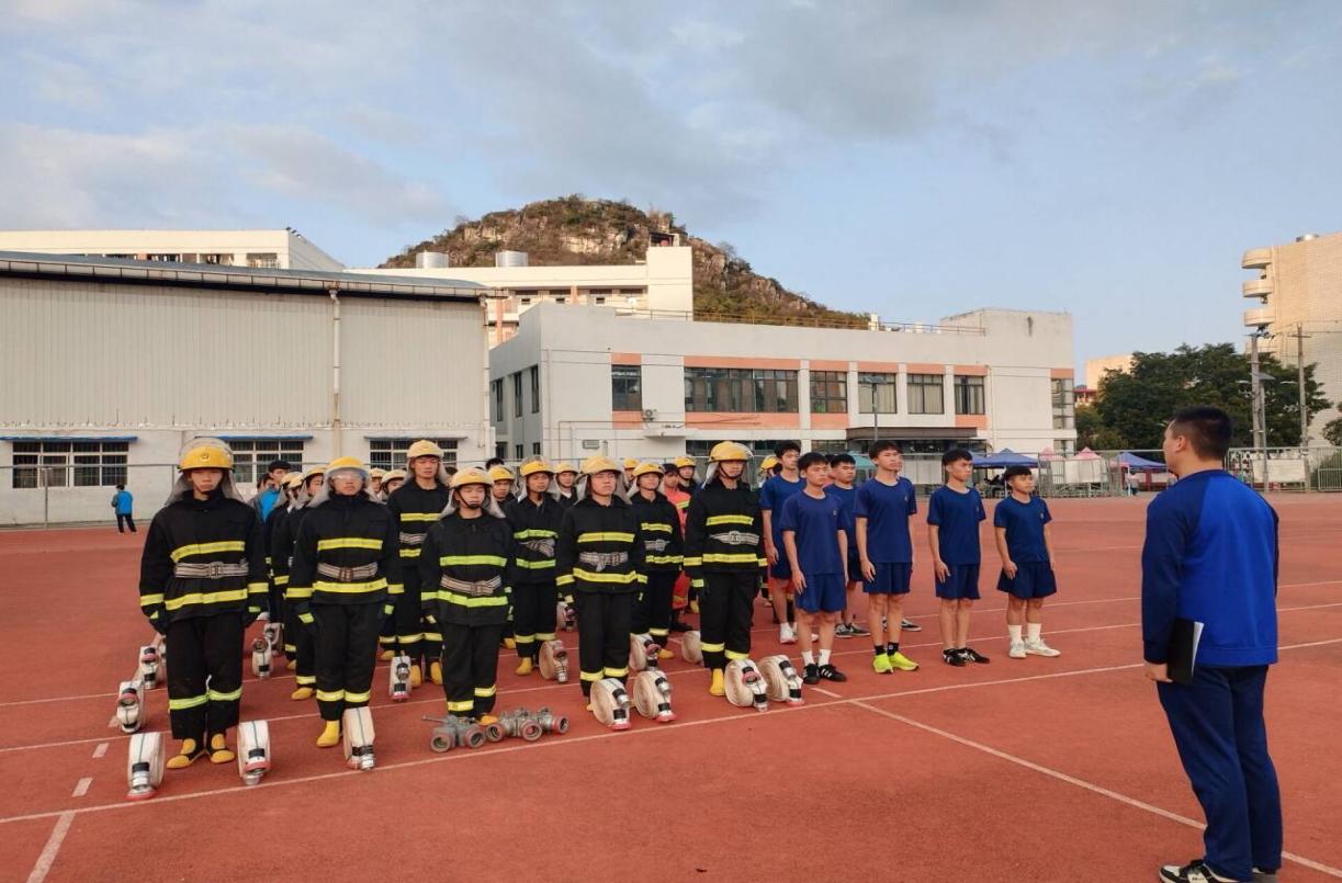 消防工程技术”单干线出两支水枪操“