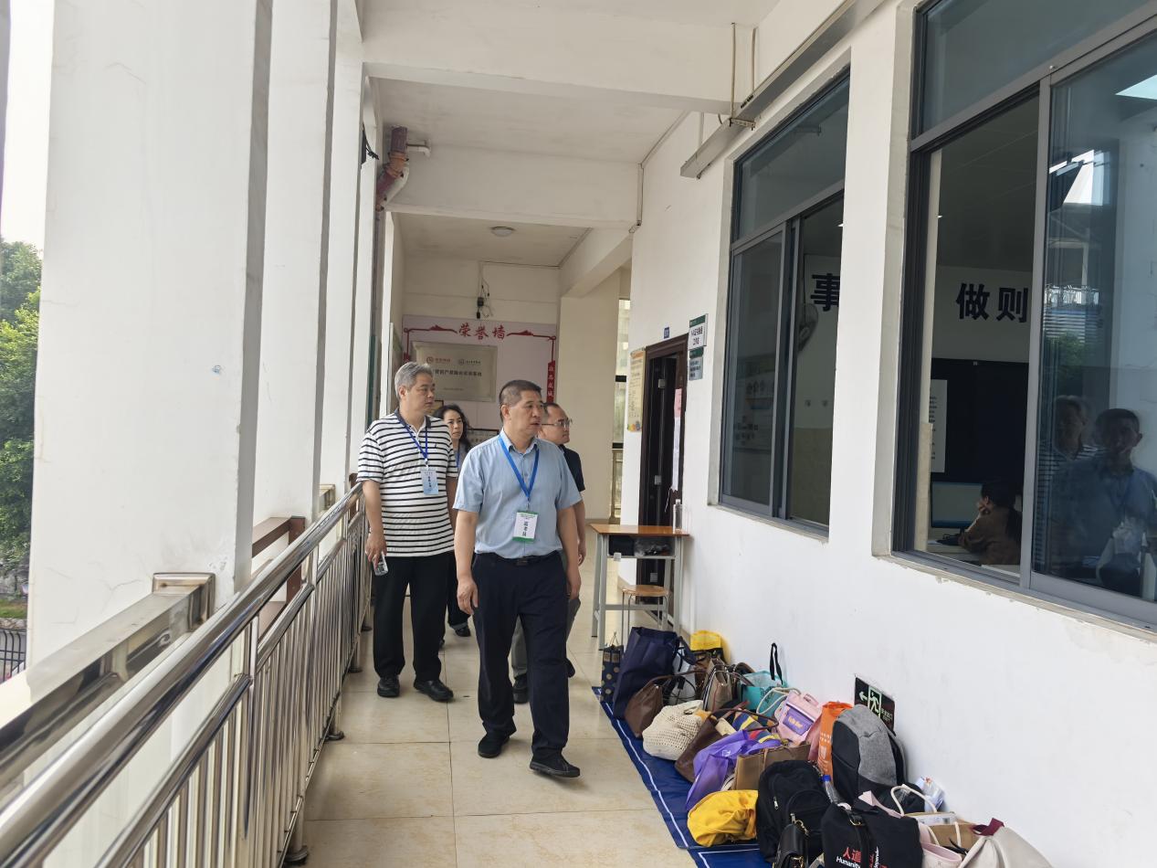 区卫健卫巡考员巡考1