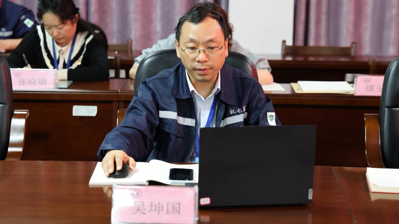 bffb1ce287a2704d752f4237397d7f65_720