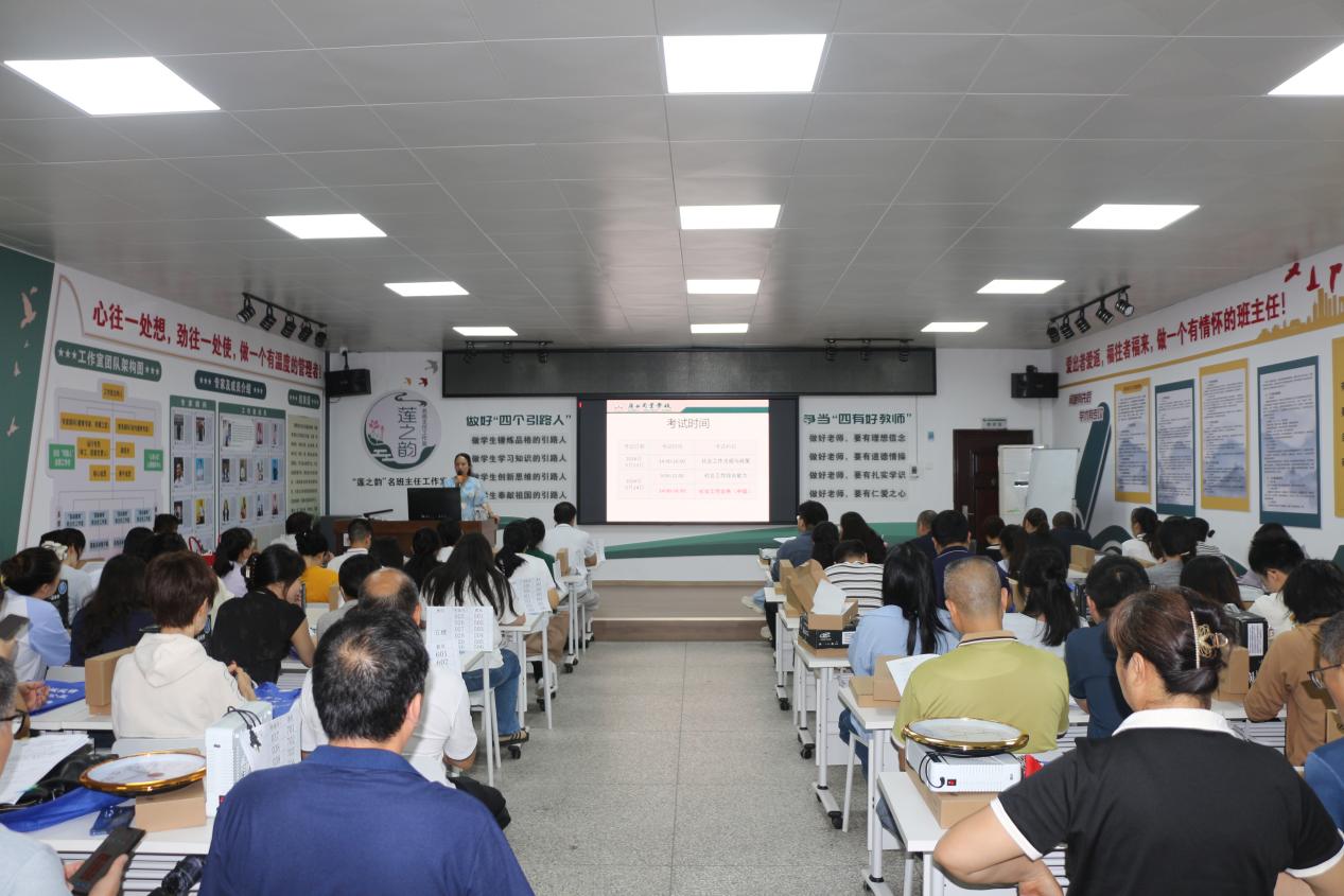广西商业学校圆满完成2026年度社会工作者职业资格考试（中级）考务工作