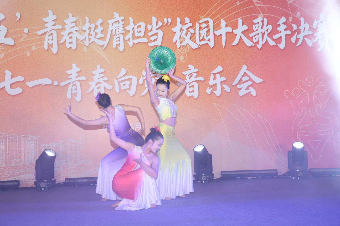 舞蹈《般般入画》