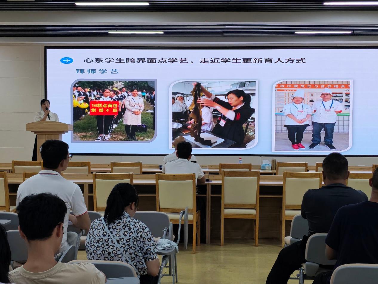 导师代表发言