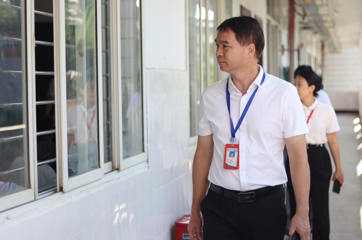 金秋启航 筑梦新程——广西商业学校开展2026年秋季学期开学巡查工作 金秋启航 筑梦新程——广西商业学校开展2026年秋季学期开学巡查工作